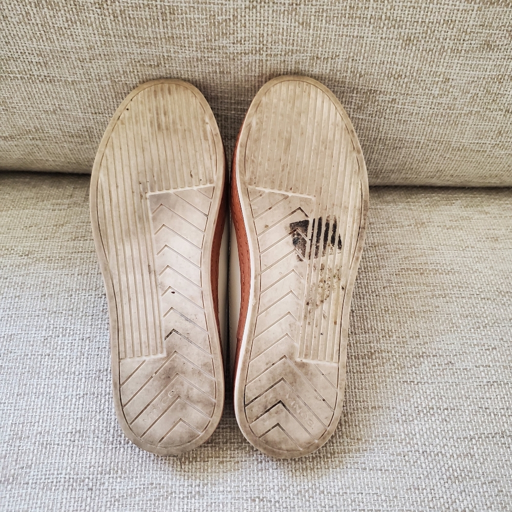 Vince White and Tan Leather-Trim Slip-On Mules - Picture 14 of 16